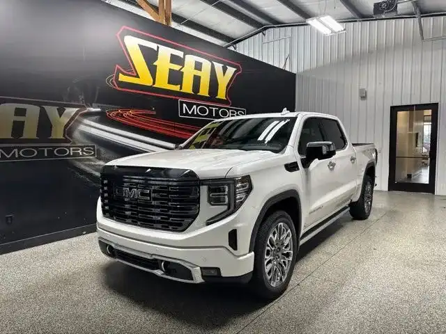 2023 GMC Sierra 4WD Crew Cab Short Box Denali Ultimate's photo