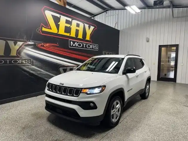 2024 Jeep Compass Latitude 4WD's photo