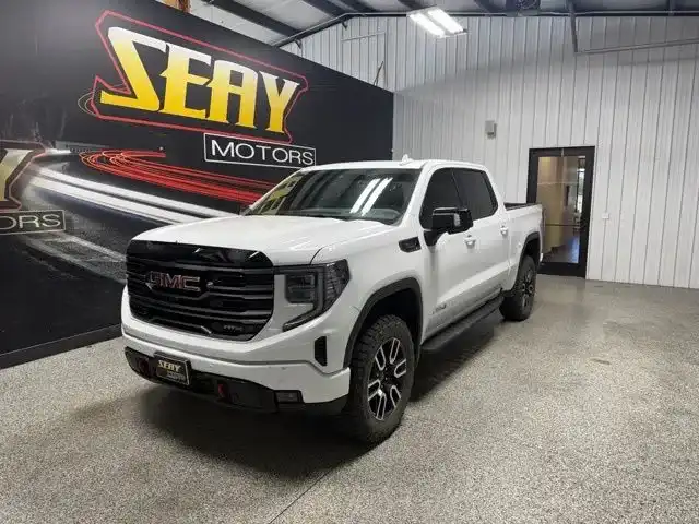 2025 GMC Sierra 4WD Crew Cab Short Box AT4's photo