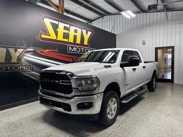 2024 RAM 2500 Big Horn 4WD Crew Cab LWB's photo