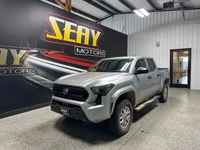 2025 Toyota Tacoma SR 4WD Double Cab's photo
