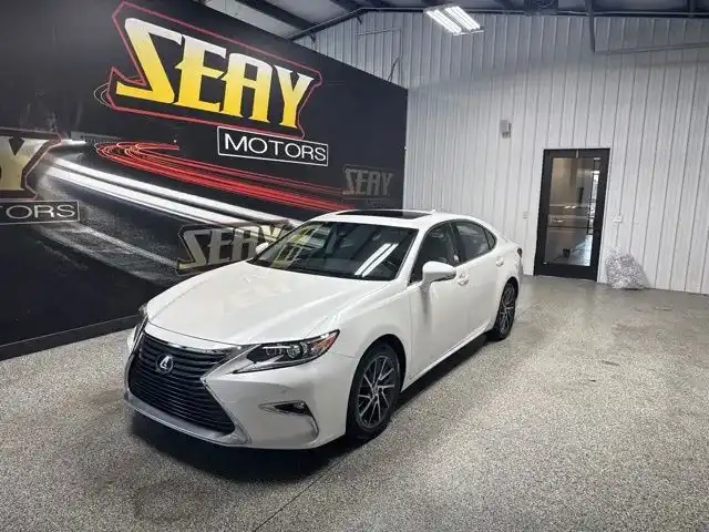 2018 Lexus ES 350 Base's photo