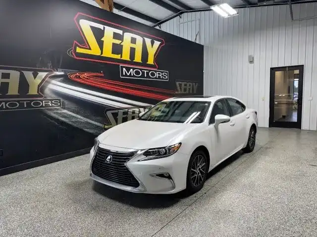 2018 Lexus ES 350 Base's photo