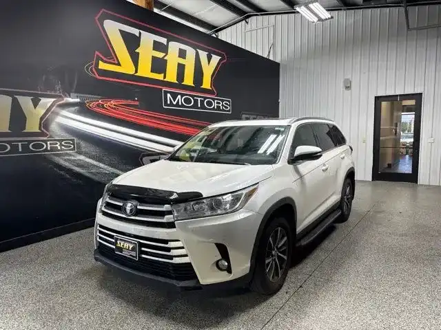 2019 Toyota Highlander XLE 2WD V6's photo