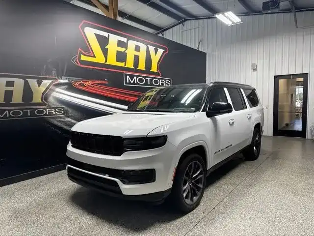 2024 Jeep Grand Wagoneer L Series II Obsidian 4WD's photo