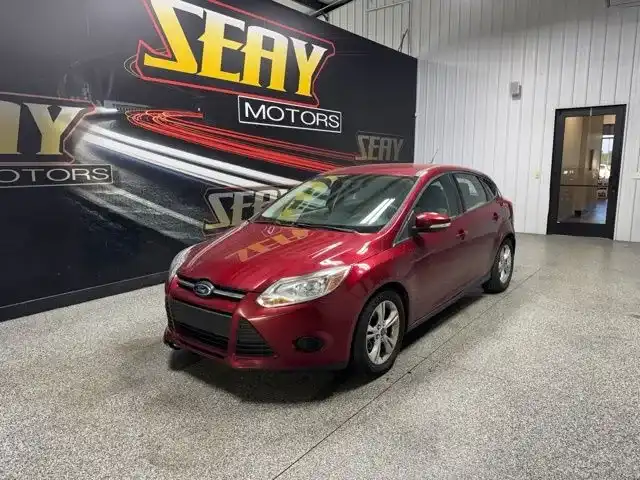 2014 Ford Focus SE Hatchback 5-Door's photo