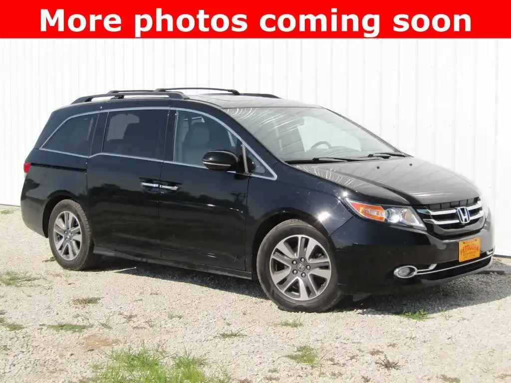 2016 Honda Odyssey Touring Elite's photo