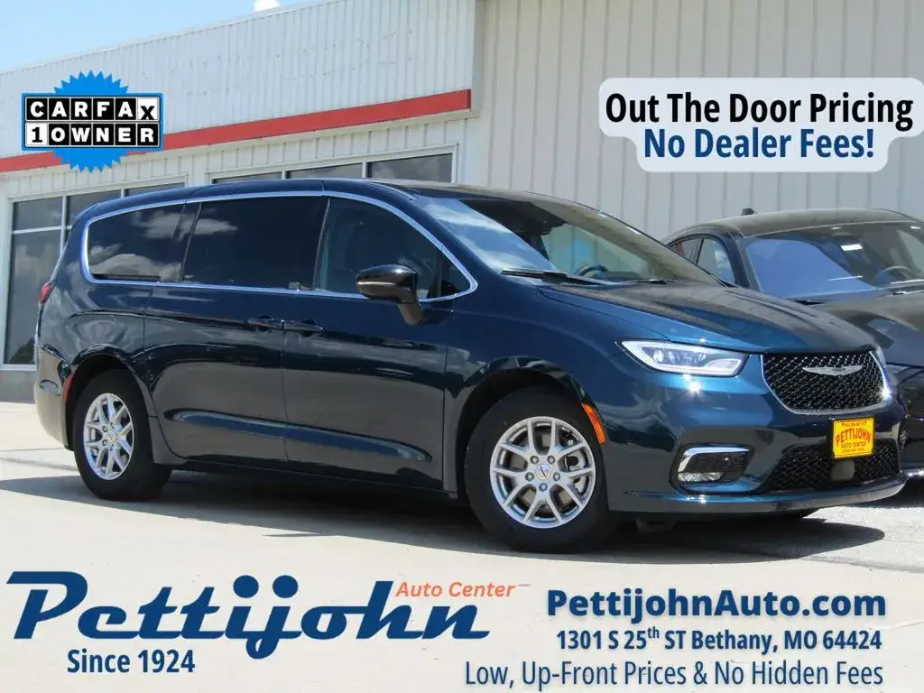 2025 Chrysler Pacifica Select photo 1