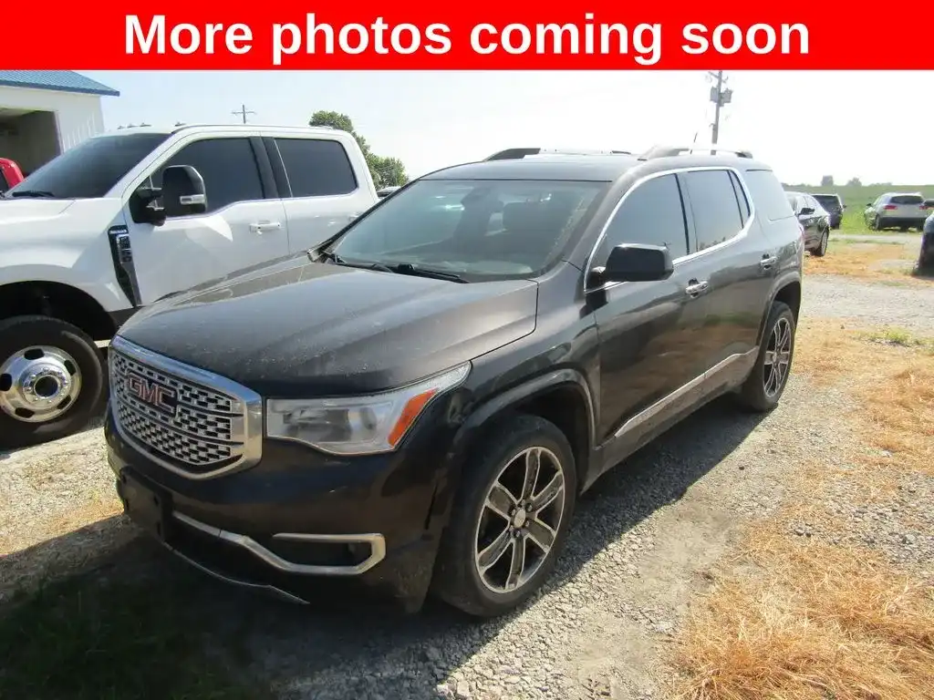2017 GMC Acadia Denali AWD's photo