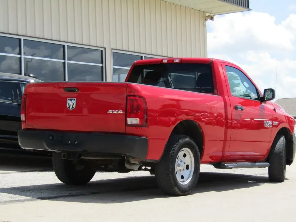2014 RAM 1500 Tradesman 4x4 Regular Cab photo 3