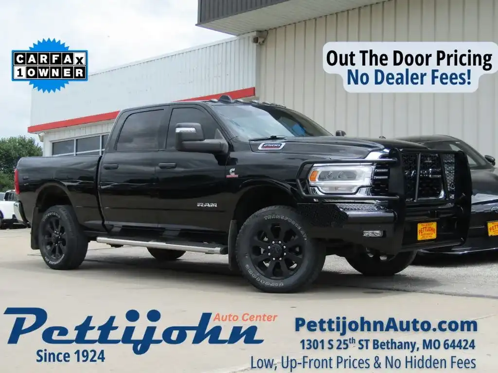 2023 RAM 2500 Big Horn 4X4 Crew Cab SWB's photo