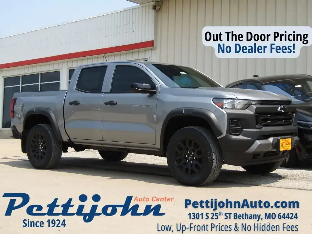 2026 Chevrolet Colorado Trail Boss 4WD's photo