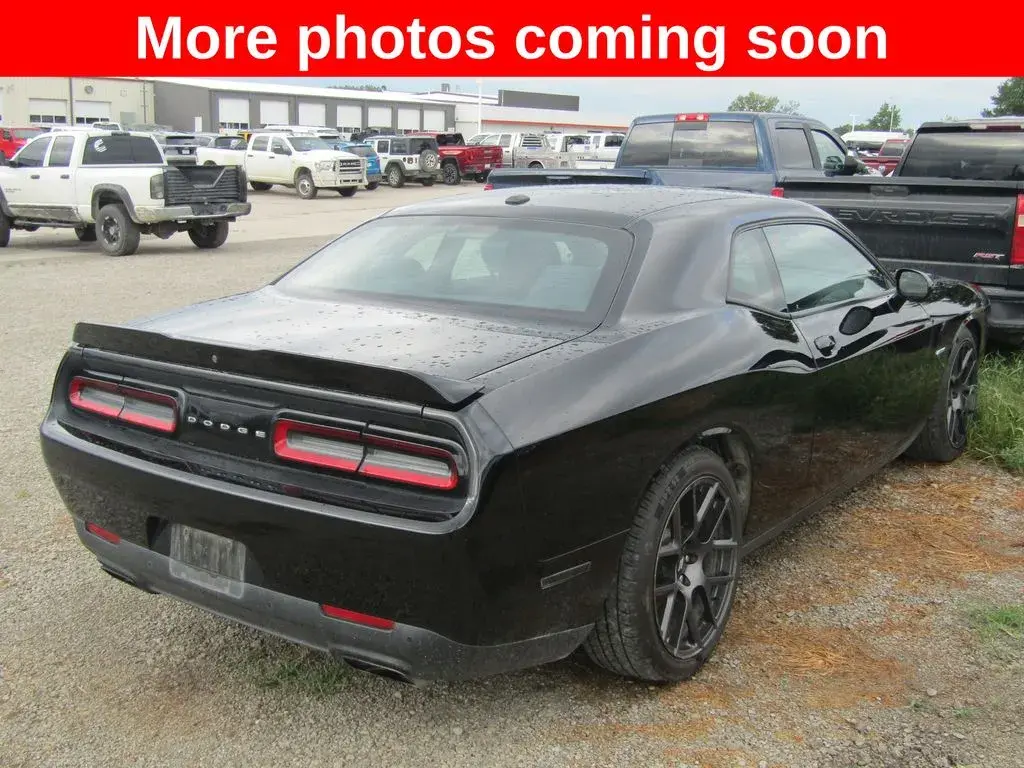 2018 Dodge Challenger R/T photo 5