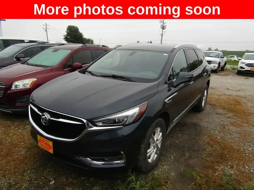 2020 Buick Enclave Essence AWD's photo