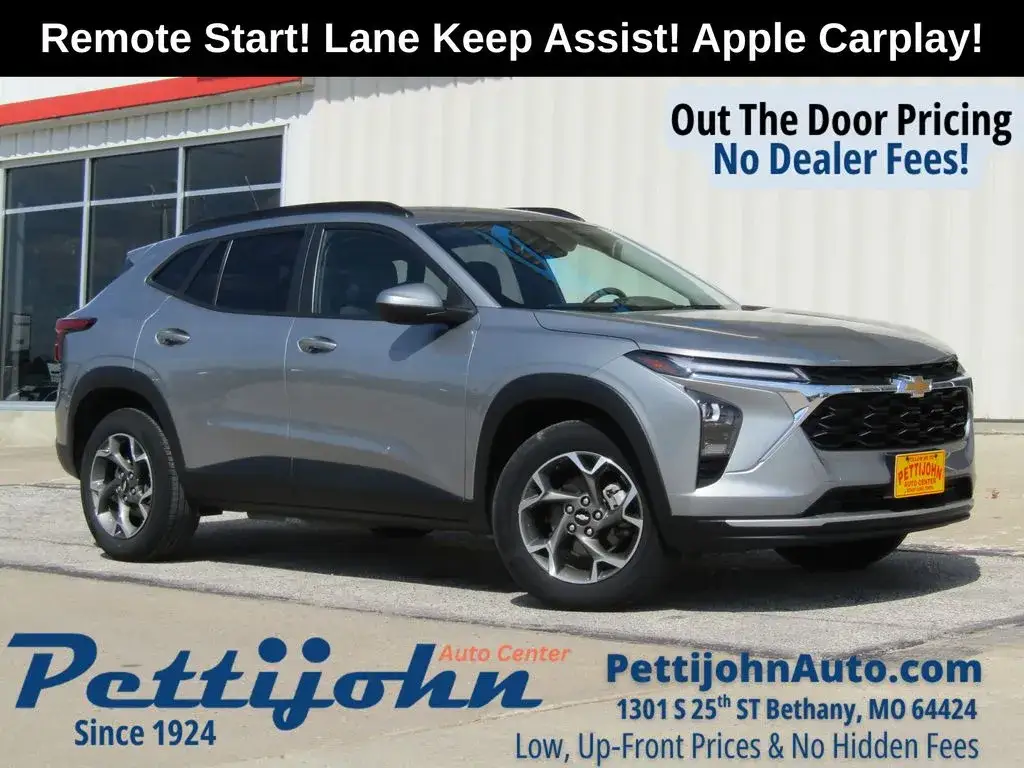 2024 Chevrolet Trax LT photo 1