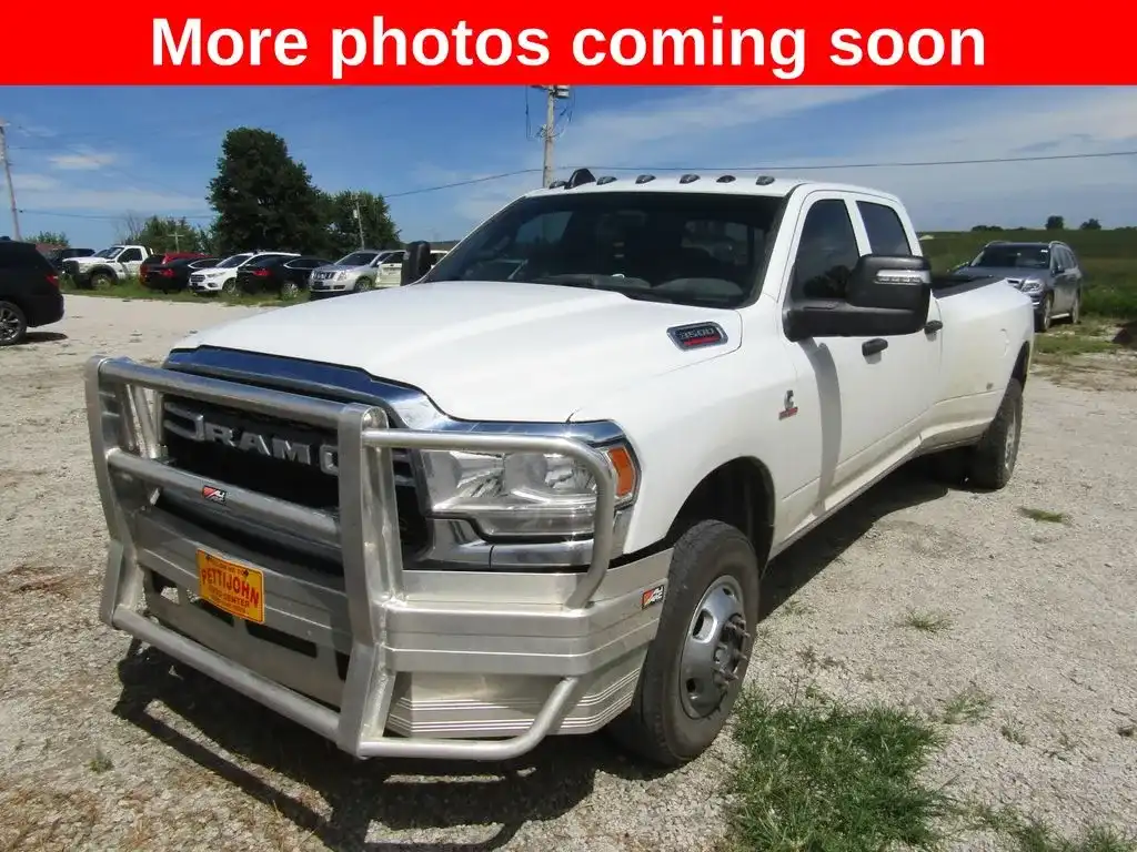 2024 RAM 3500 Tradesman 4X4 Crew Cab LWB's photo