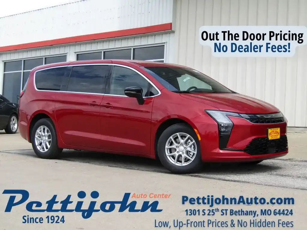 2027 Chrysler Pacifica Select's photo