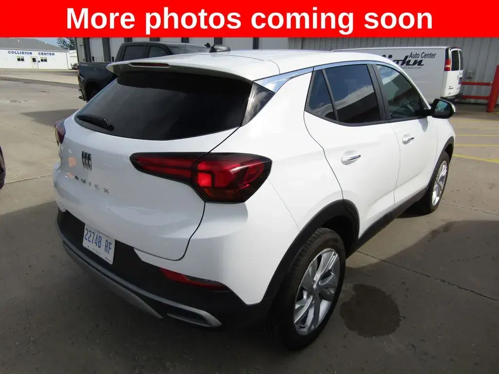 2025 Buick Encore GX Preferred AWD photo 5