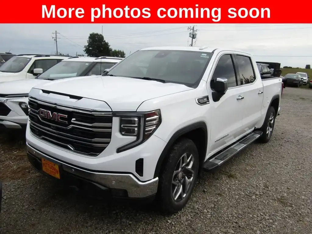 2024 GMC Sierra SLT 4WD Crew Cab Short Box's photo