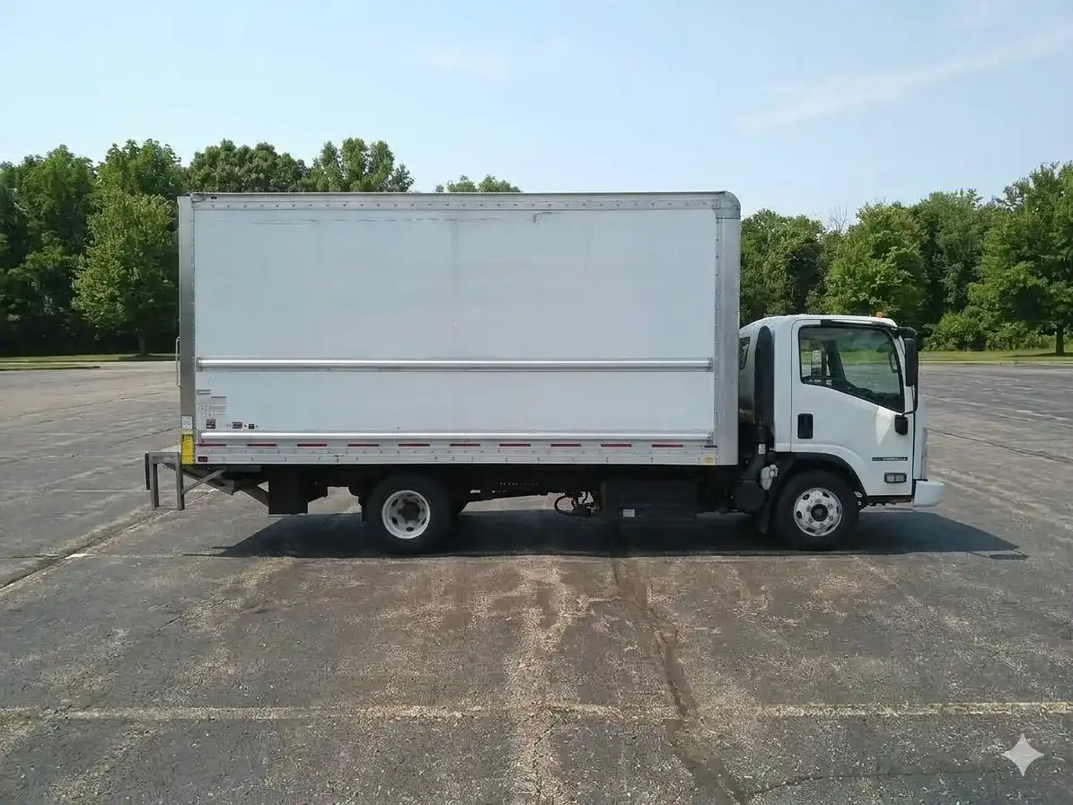 2022 Isuzu NPR-HD 16ft Box Truck with Lift Gate's photo