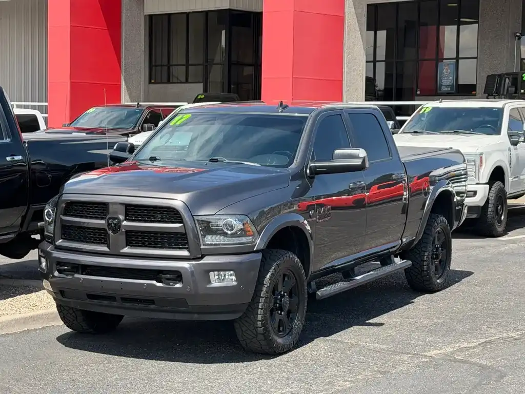 2017 RAM 2500 Laramie 4X4 Crew Cab SWB's photo