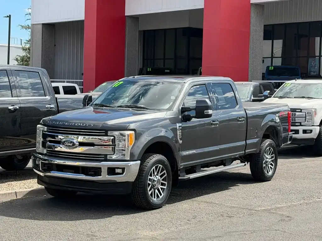 2017 Ford F-250 Lariat 4WD Crew Cab 8' Box's photo