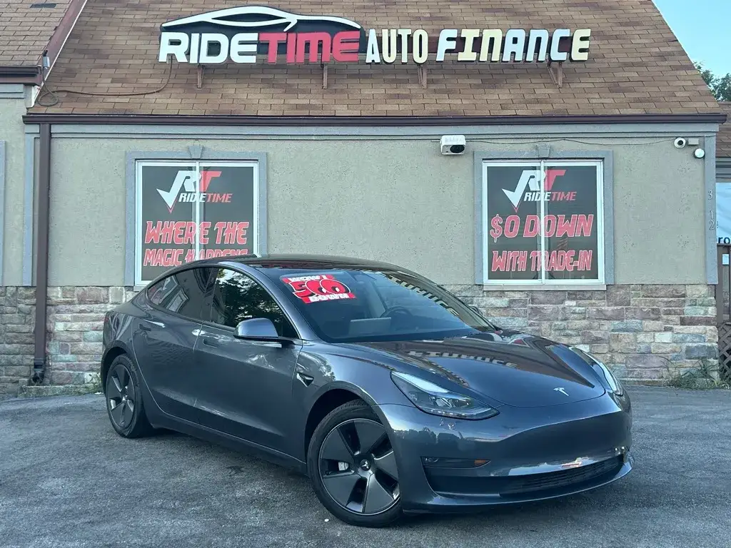 2023 Tesla Model 3 Long Range photo 1