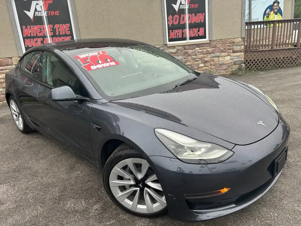 2023 Tesla Model 3 Base photo 4
