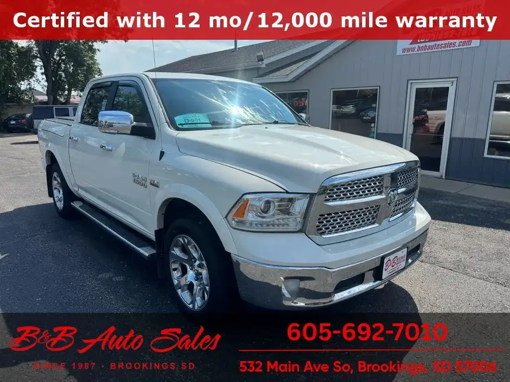 2017 RAM 1500 Laramie Crew Cab 4x4 5'7" Box's photo