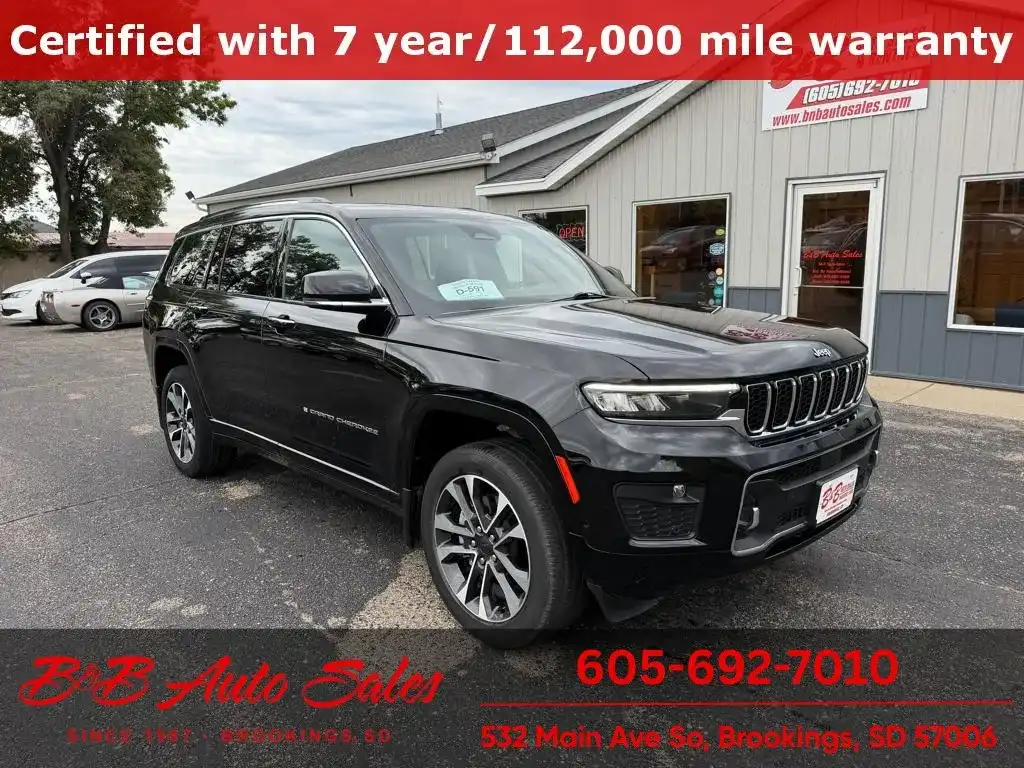 2023 Jeep Grand Cherokee L Overland 4WD's photo