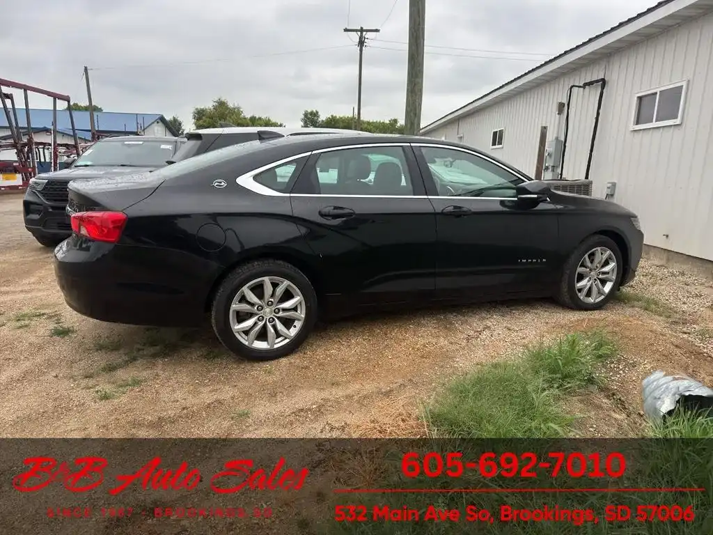 2017 Chevrolet Impala 1LT's photo