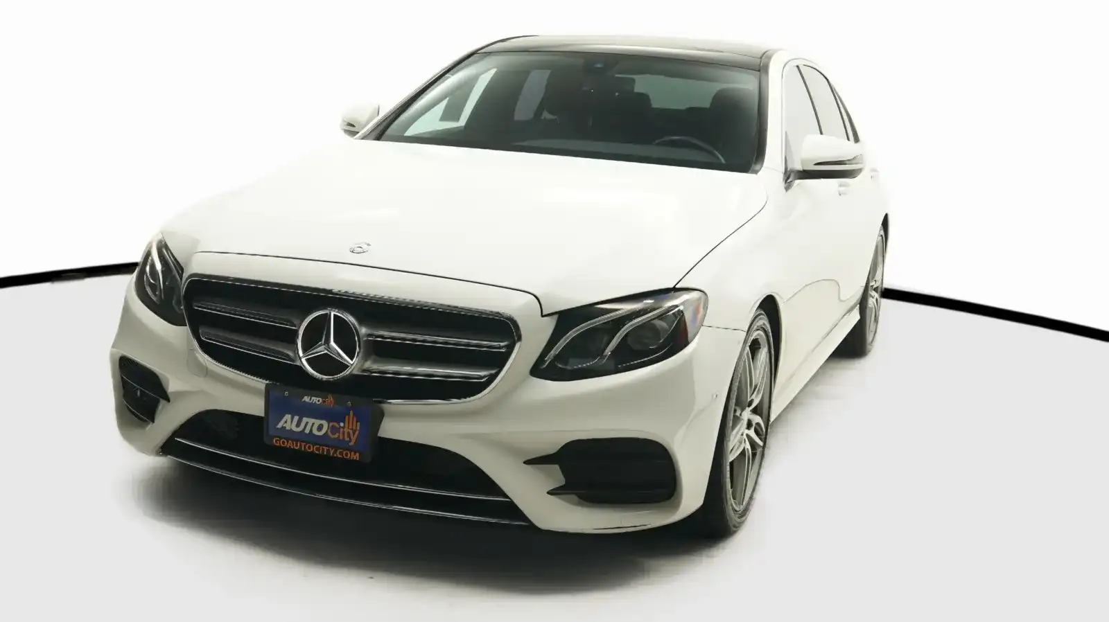 2017 Mercedes-Benz E-Class E300's photo