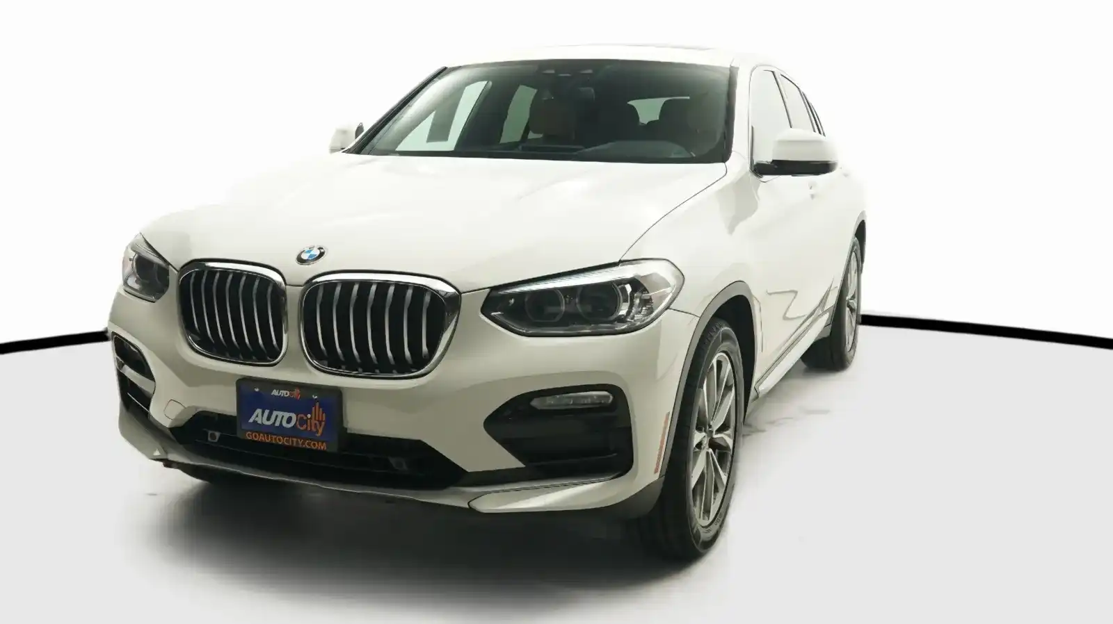 2019 BMW X4 xDrive30i's photo