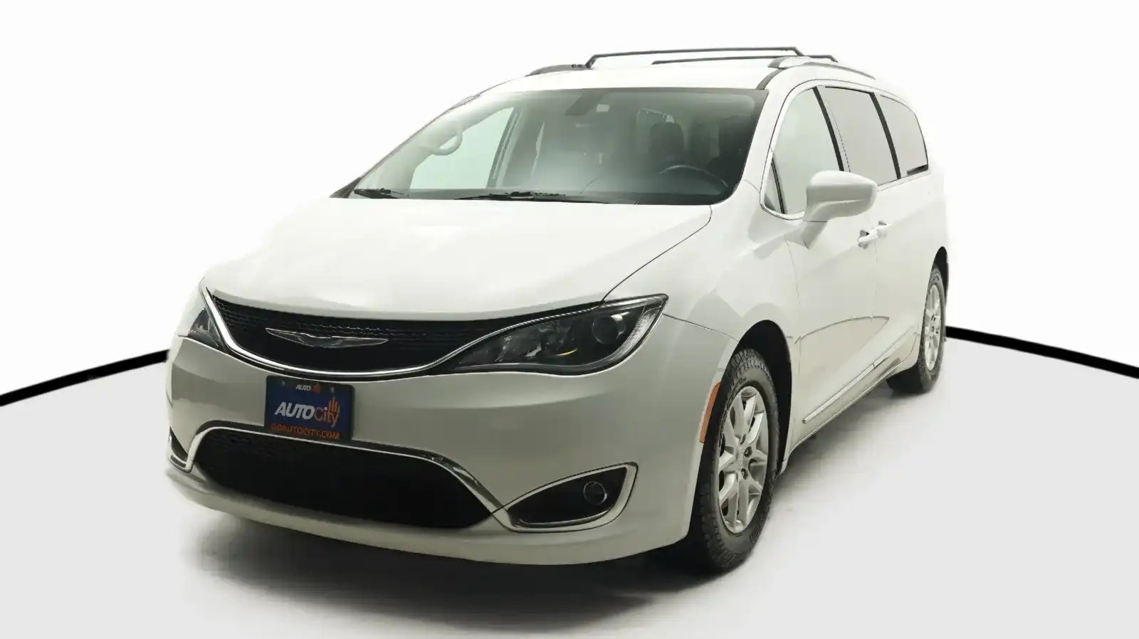 2020 Chrysler Pacifica Touring L's photo