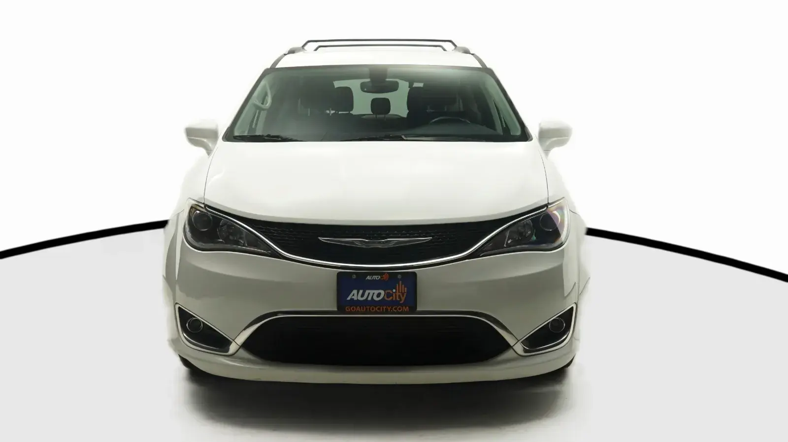 2020 Chrysler Pacifica Touring L photo 3