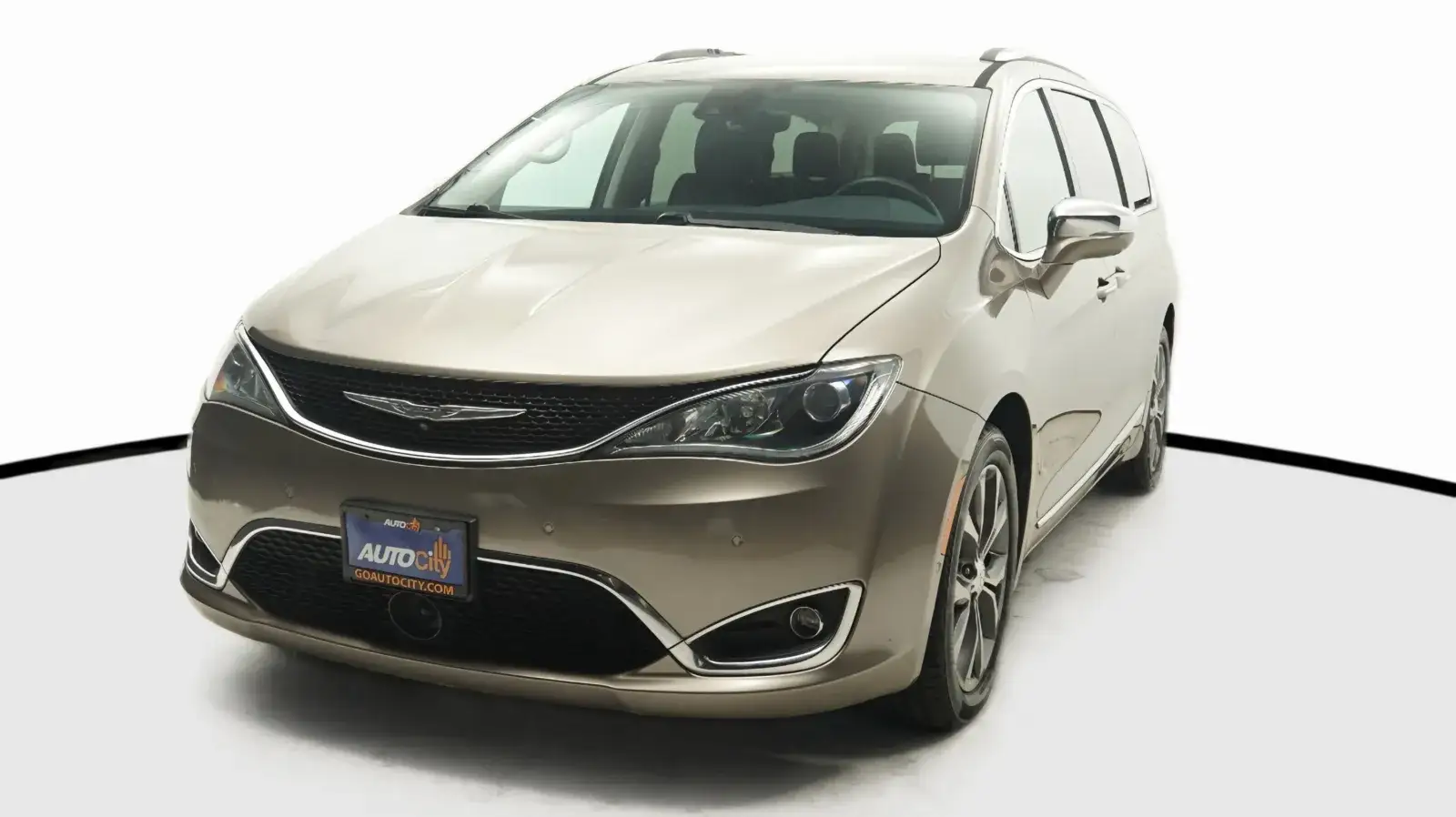 2017 Chrysler Pacifica Limited photo 1