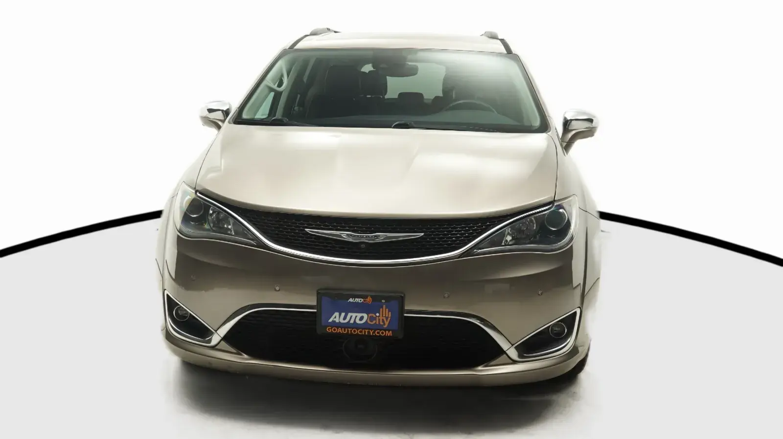 2017 Chrysler Pacifica Limited photo 3
