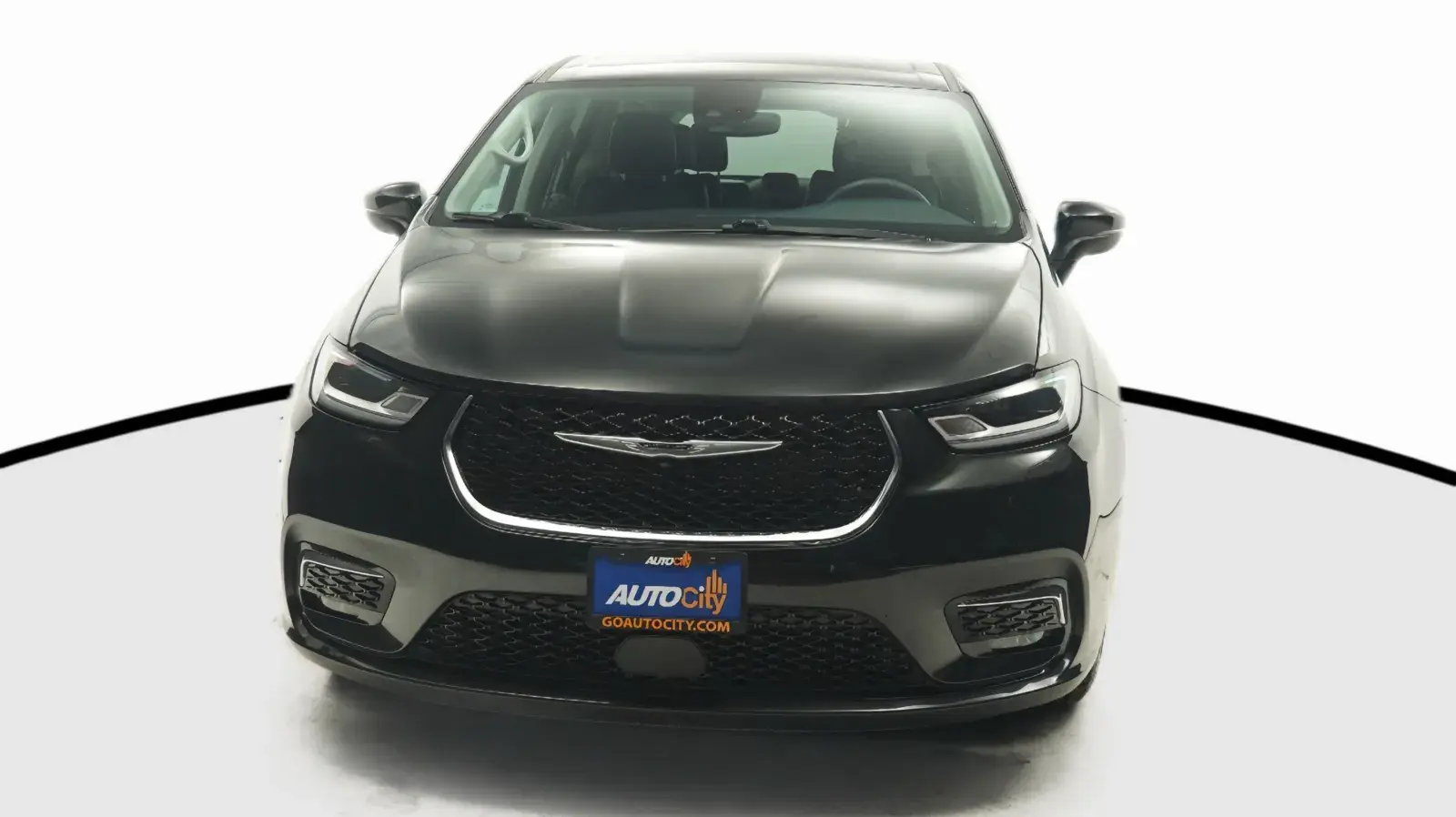 2023 Chrysler Pacifica Touring L photo 3