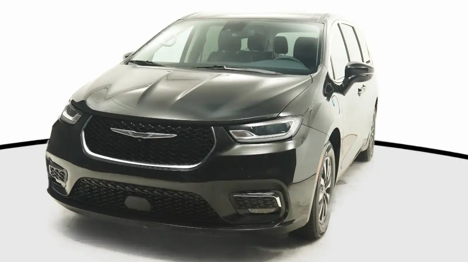 2024 Chrysler Pacifica Hybrid PHEV Select's photo