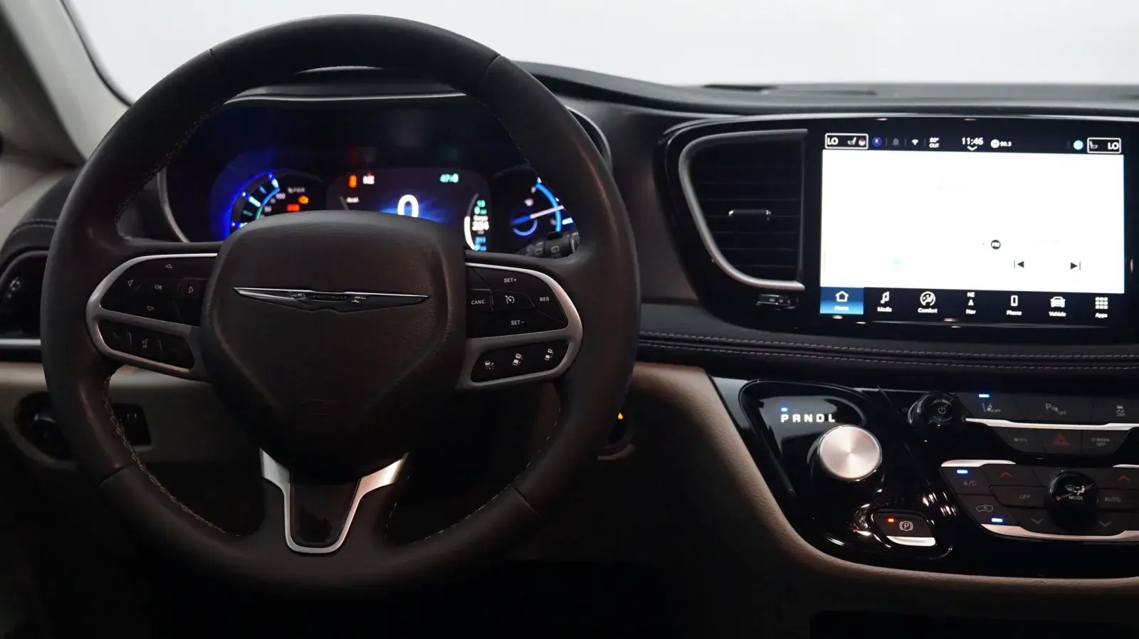 2024 Chrysler Pacifica Hybrid PHEV Select photo 4