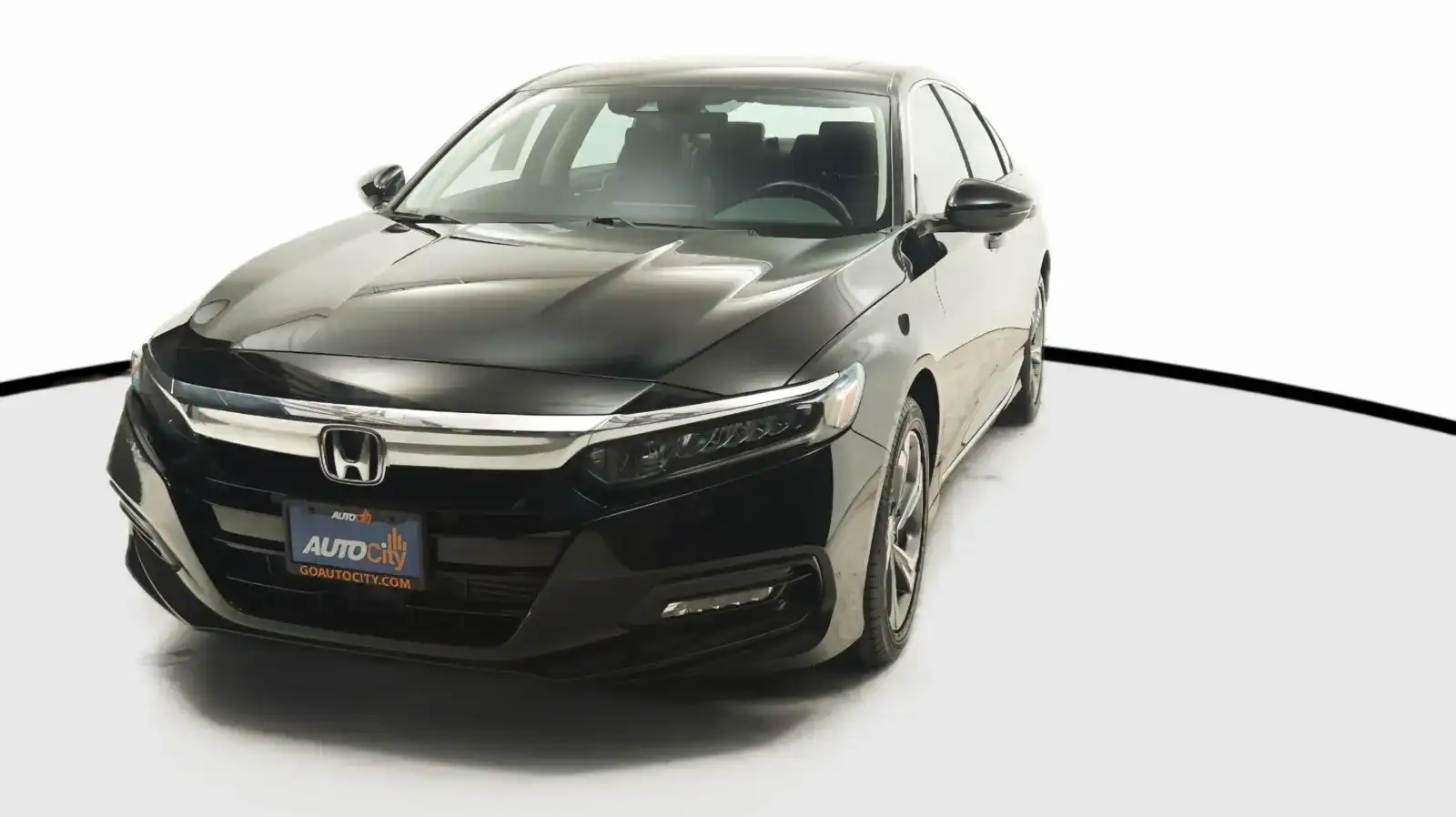 2019 Honda Accord 2.0T EX-L Auto's photo