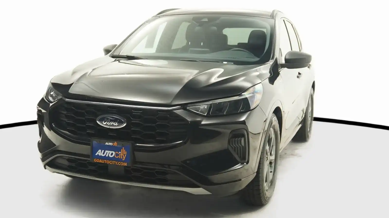 2024 Ford Escape ST-Line FWD's photo