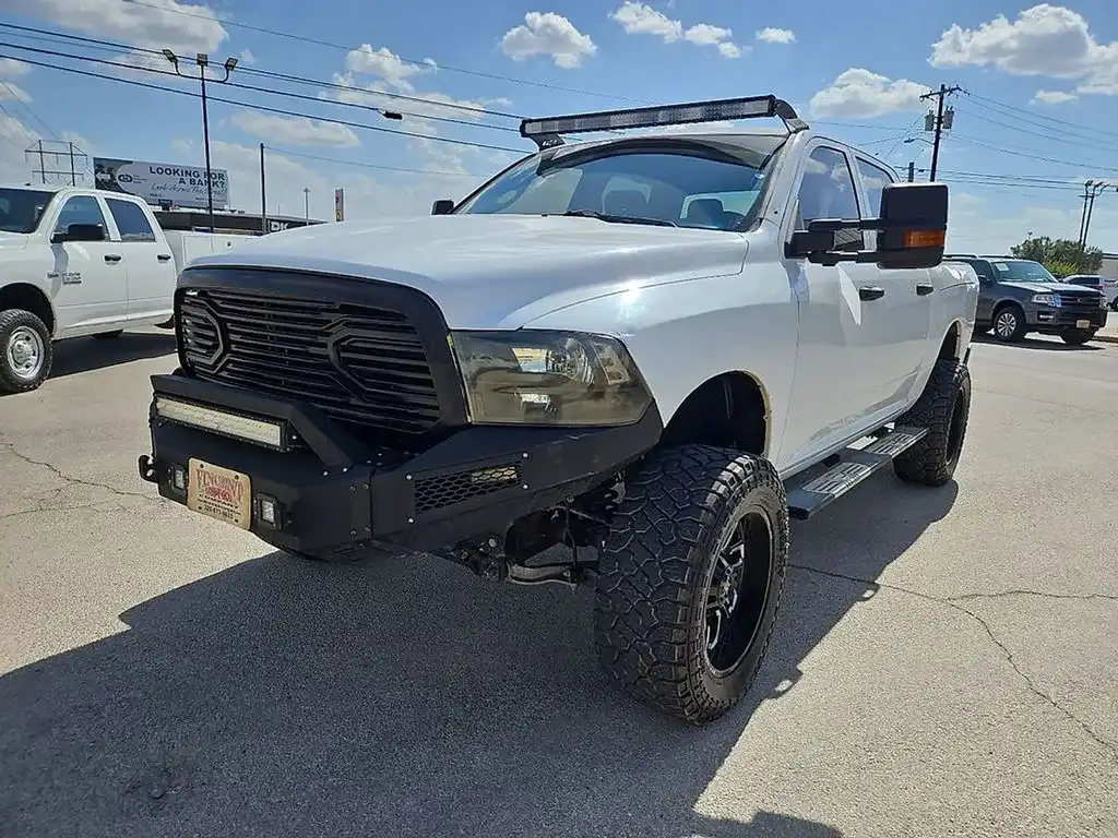 2016 RAM 1500 SSV 4WD Crew Cab 5'7's photo