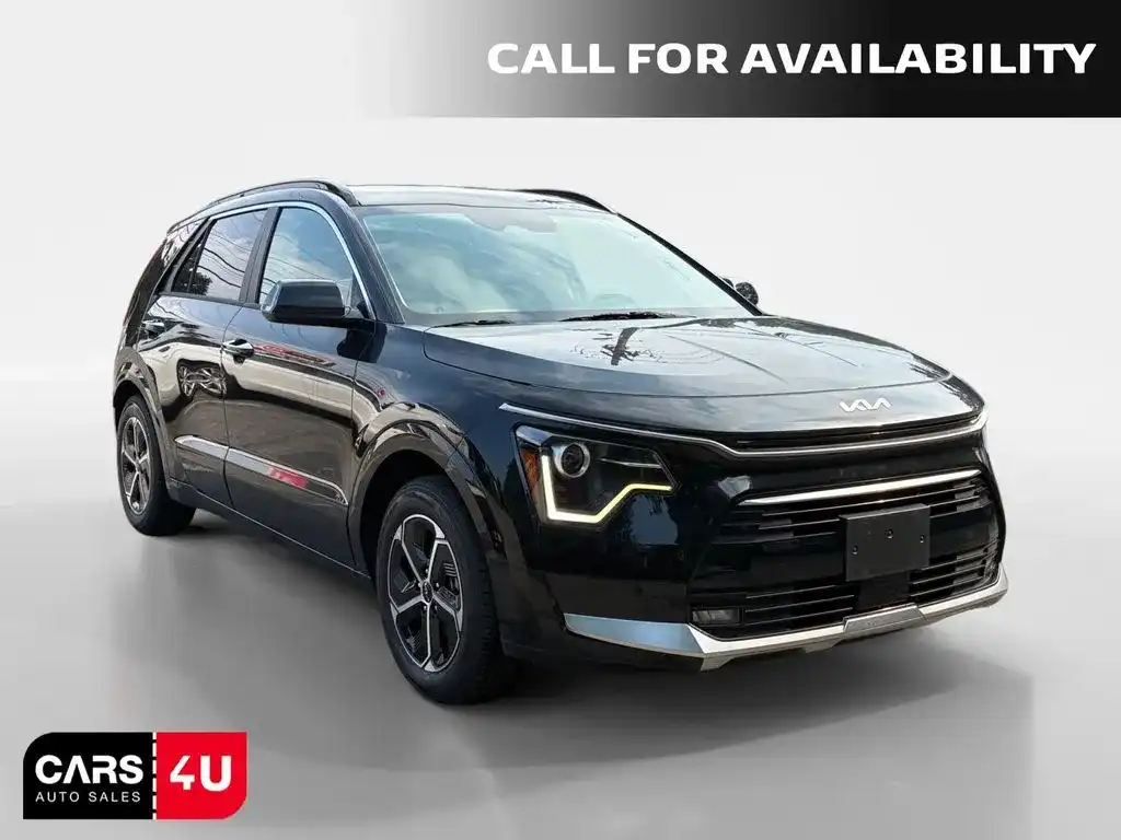 2023 Kia Niro SX HEV's photo