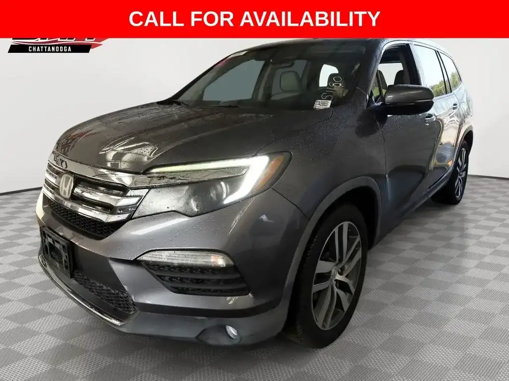 2017 Honda Pilot 4WD Elite's photo