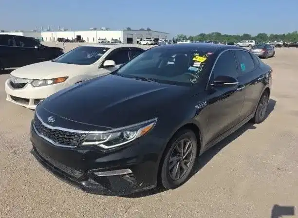 2020 Kia Optima LX AT's photo