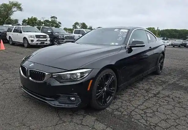 2019 BMW 4 Series 430i Coupe's photo