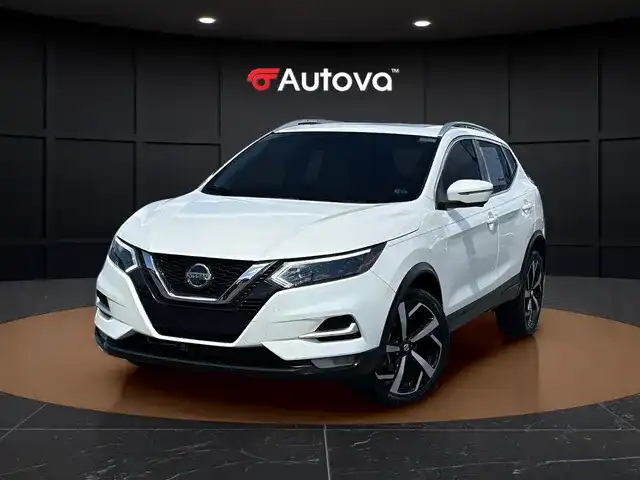2021 Nissan Rogue Sport SL AWD's photo