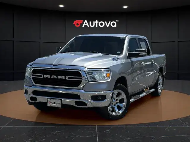 2020 RAM 1500 Big Horn/Lone Star 4x4 Crew Cab 5'7's photo