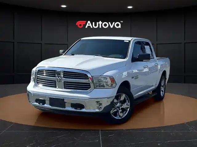 2016 RAM 1500 Lone Star 4x4 Crew Cab 5'7's photo